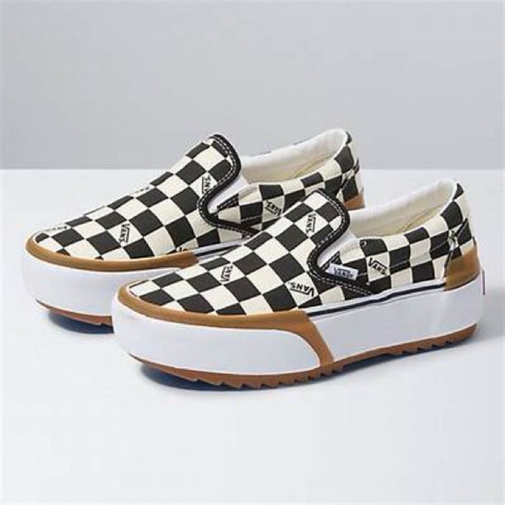 NEW without box Vans Era Stacked checkered slip-ons. Size 6 women’s.